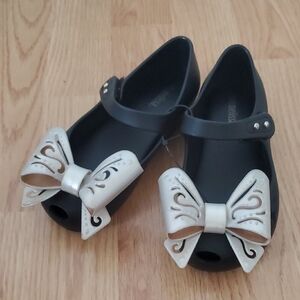 Mini Melissa Black Dress Shoes with Cream/gold Bow Size USA 10 Girl Toddler